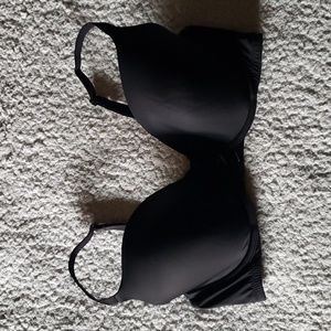 VS Perfect Coverage Lightly Lined Silky Bra